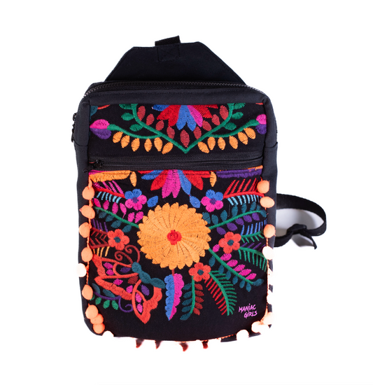 Latina Large Black Slingbag