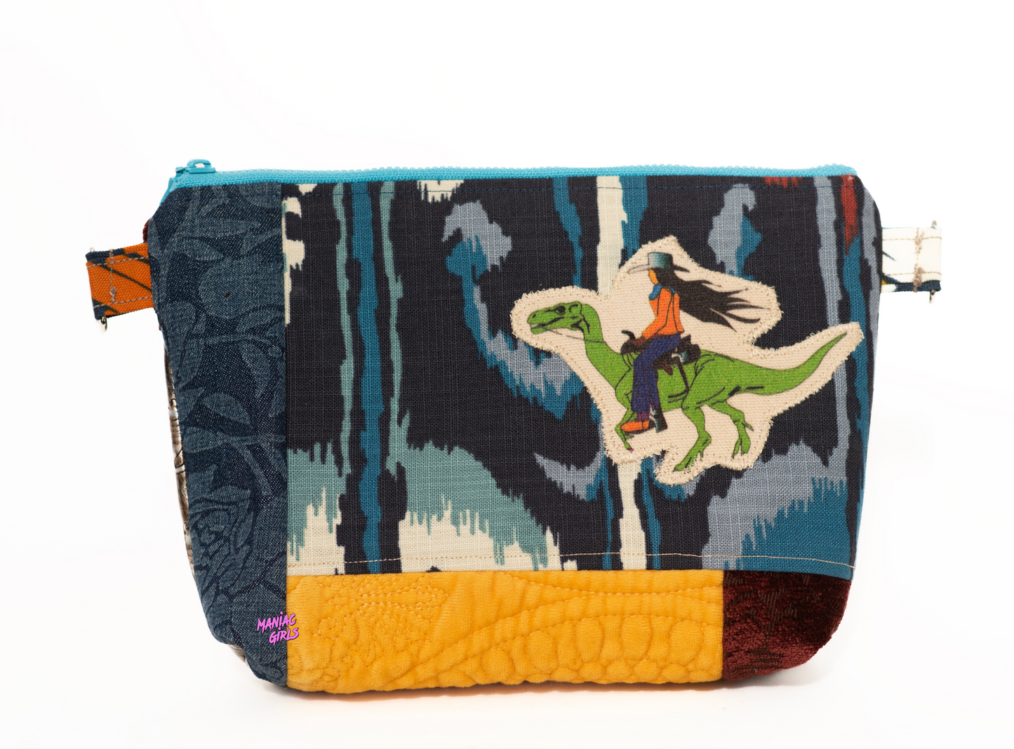 Dinosaura Clutch