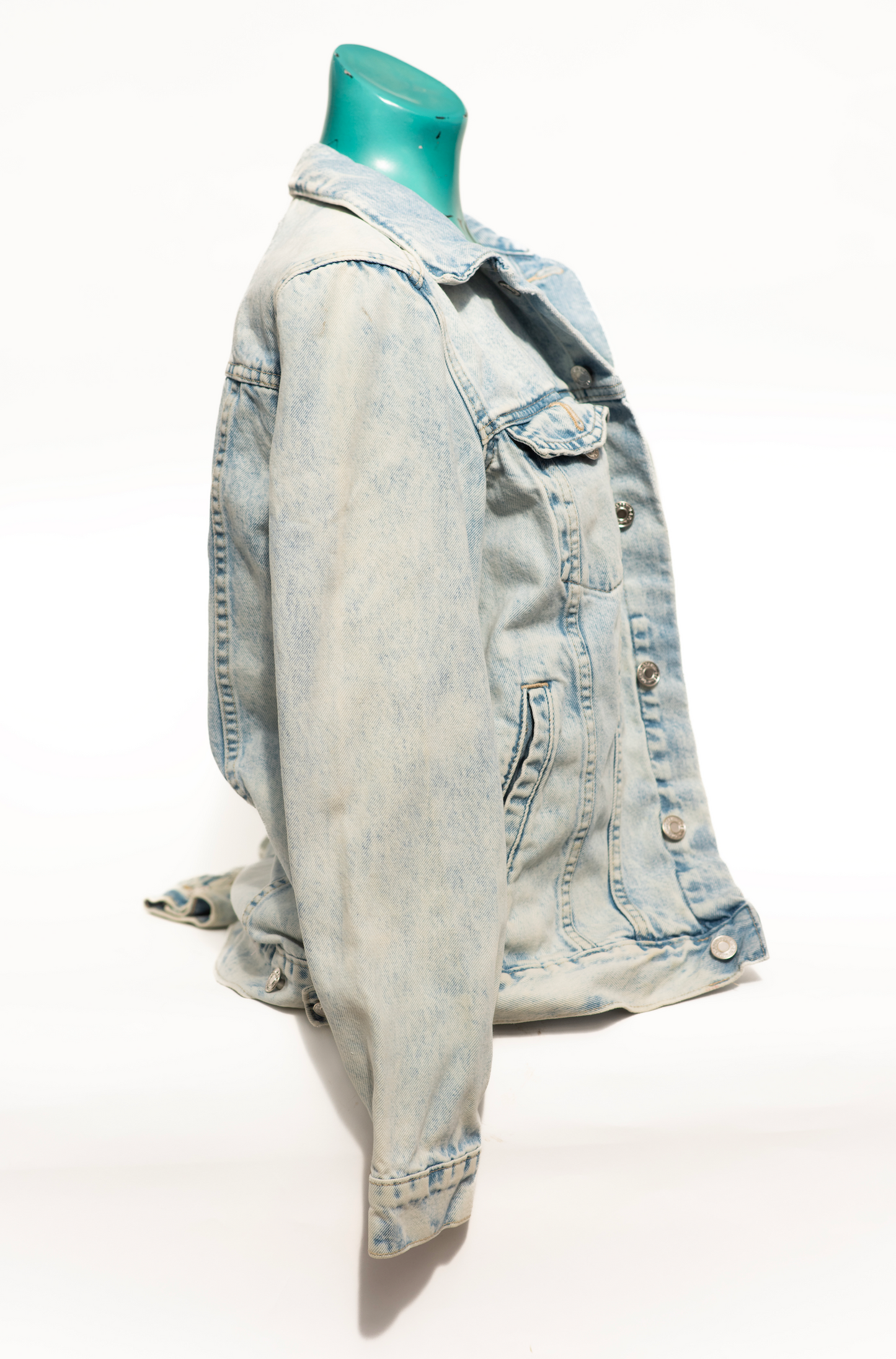 Light Jean Upcycled Bruja Jacket